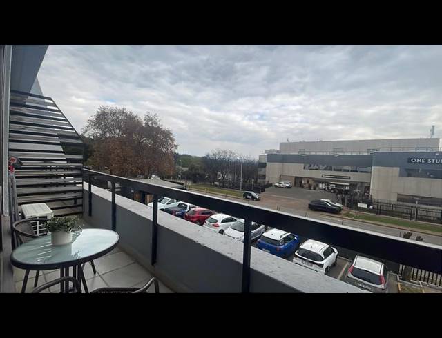 1 BEDROOM PROPERTY TO RENT IN ROSEBANK